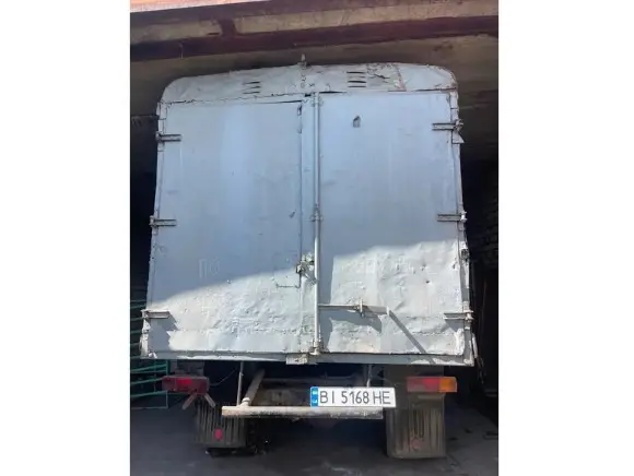 Кременчуцька міськрада виставила на торги ізотермічний ГАЗ-5327 1994 року