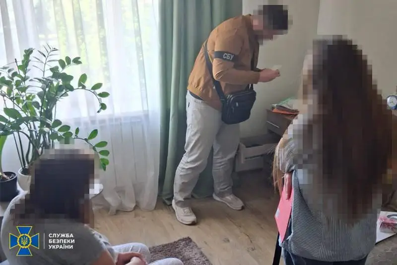 На Полтавщині викрили психологиню, яка під час консультацій просувала російські пропагандистські тези