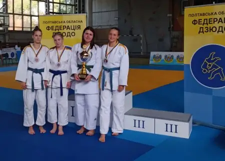 Кременчуцькі дзюдоїстки привезли три медалі з всеукраїнського турніру