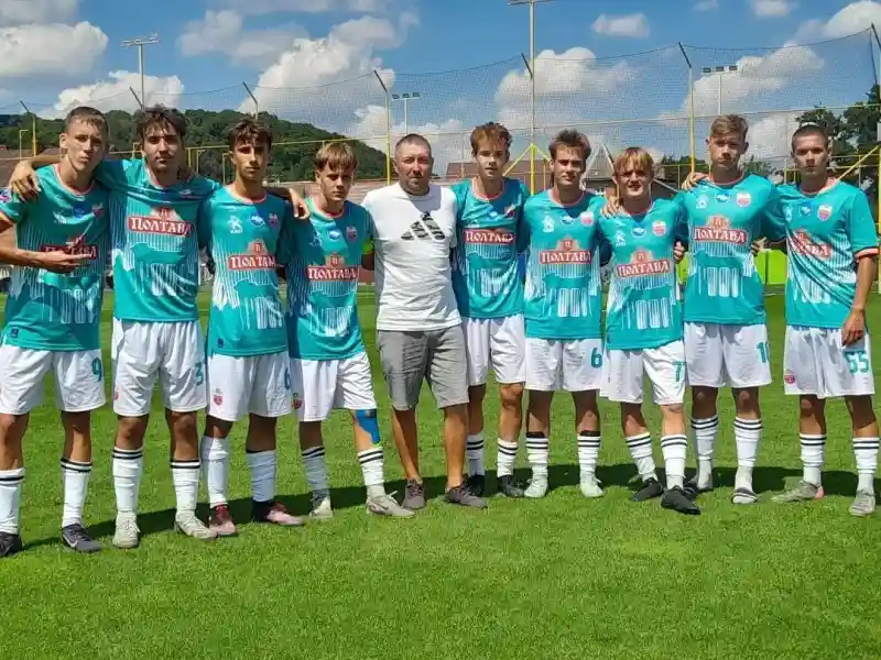 Юні зірки футболу повертаються: на «Кремінь-Арені» стартує сезон U-19