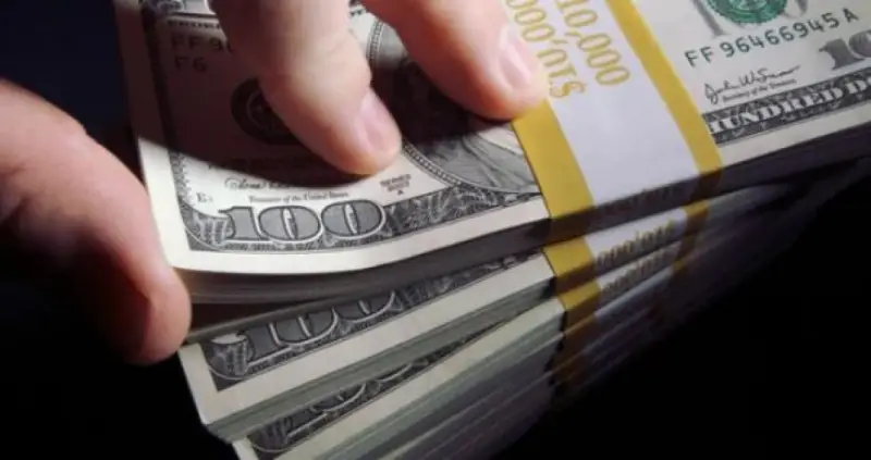 На Полтавщині викрили керівництво райуправління Держпродспоживслужби на щомісячних хабарях